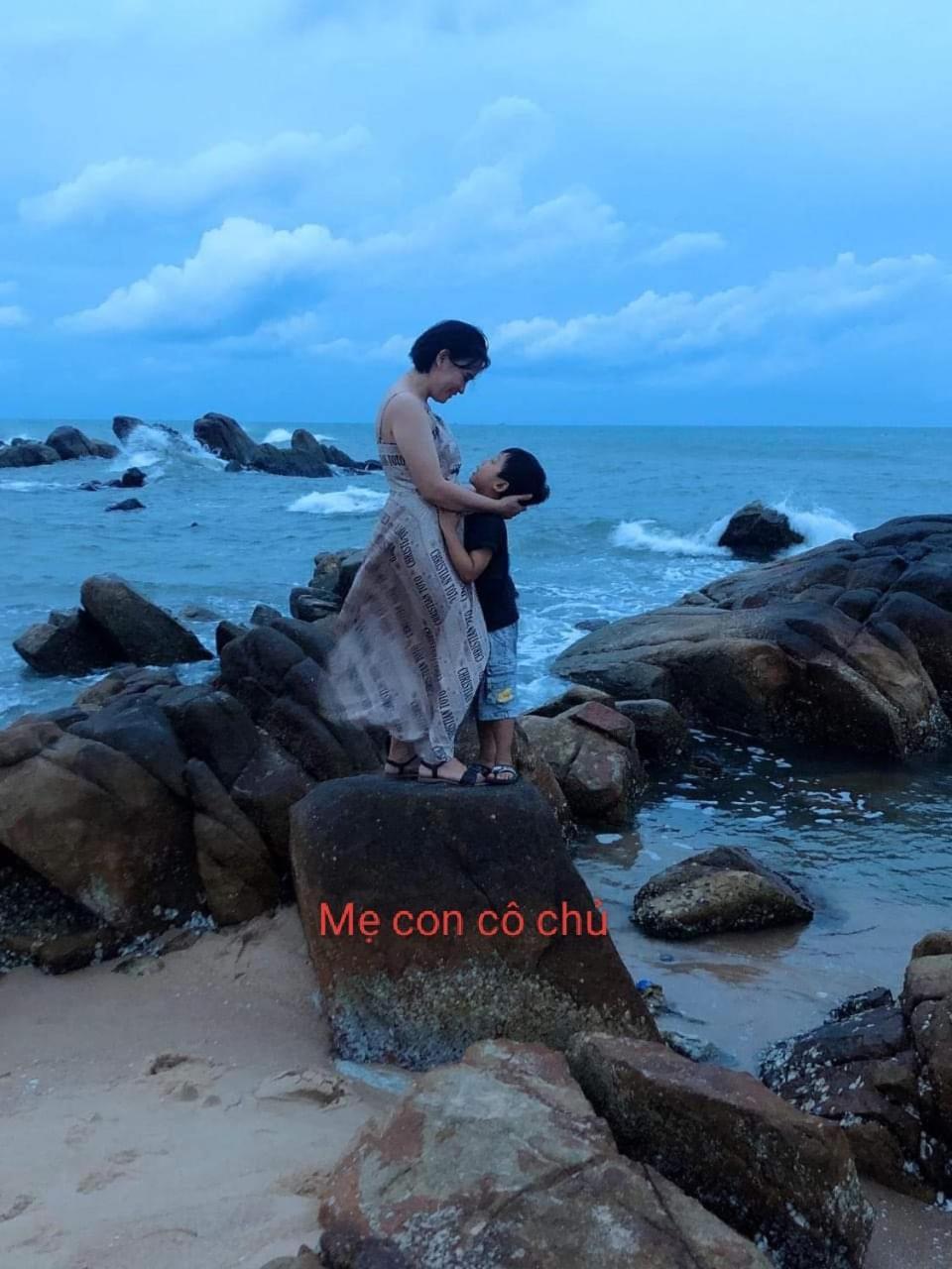 Готель Nha Nghi Hoa Muoi Gio Tan Tao Екстер'єр фото